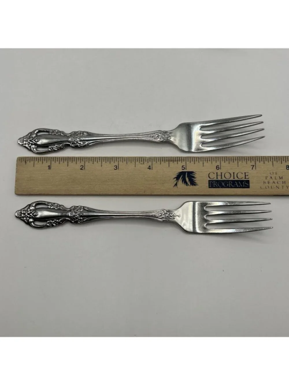 Oneida Raphael Dinner Salad Forks Distinction Deluxe Stainless Flatware Lot Of 4